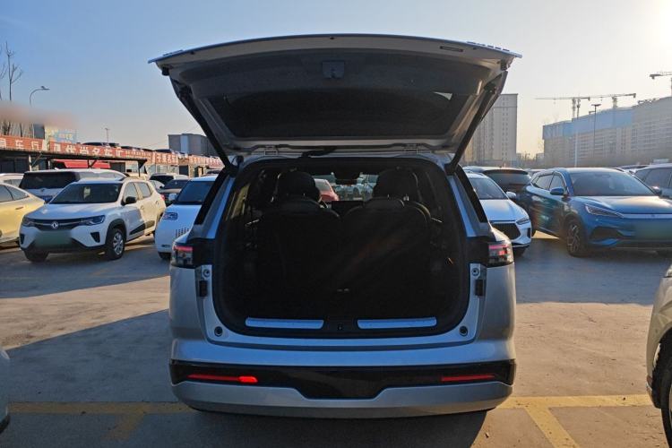 Used Dongfeng eπ eπ008 2024 210Max Range-Extended Version 6 Seats