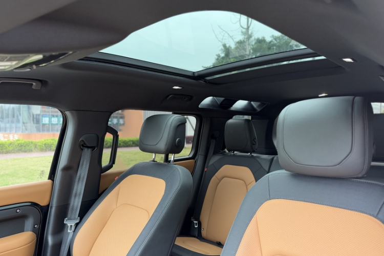 Used Land Rover Defender 2024 110 3.0T P400 X-DYNAMIC HSE Exterior 6