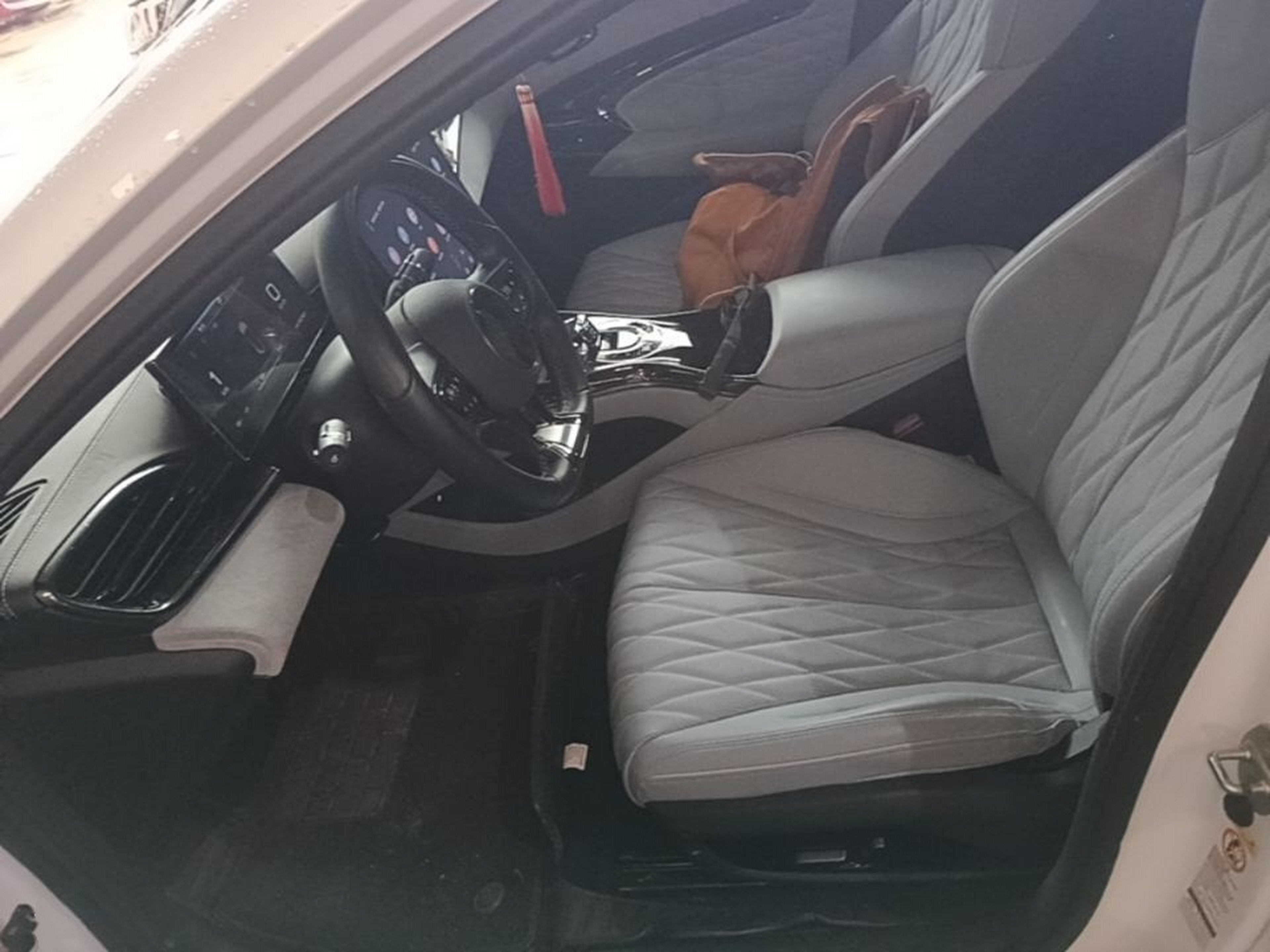 Vordere Reihe im Auto