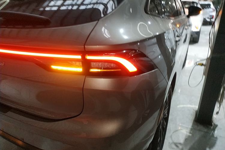 Used FORTHING T5 EVO 2021 1.5TD DCT Starry Edition
