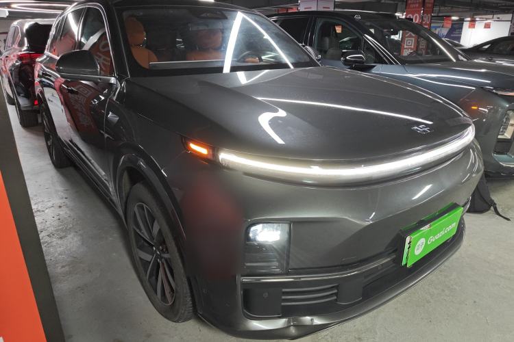 Used Li Auto L7 2023 Air model Front Right 45 Deg