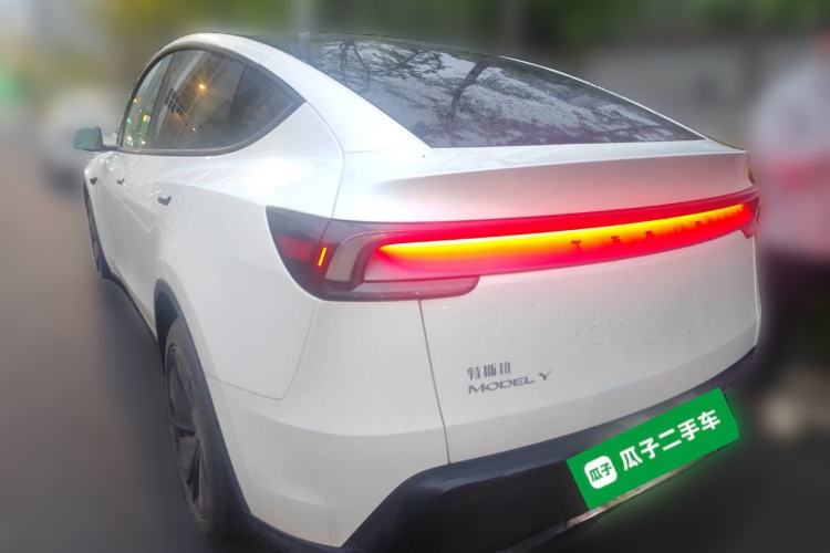 Used Tesla Model Y 2025 Rear-Wheel-Drive Version Rear Left 45 Deg