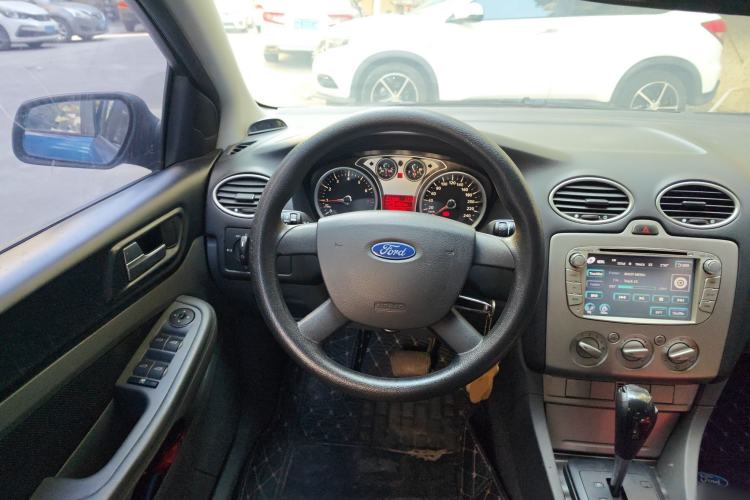 Used Ford Focus 2013 Hatchback Classic 1.8L Automatic Base Model