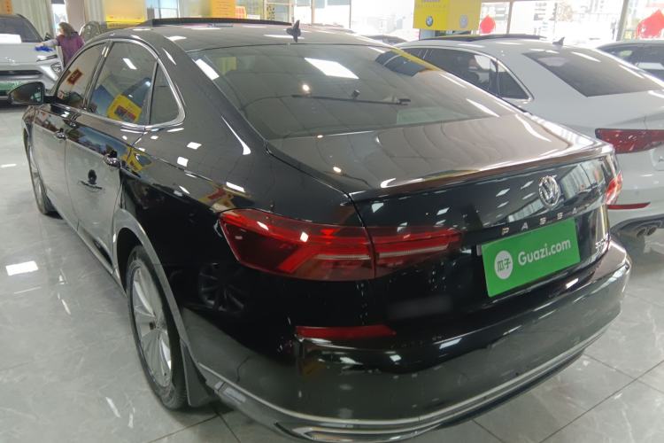 Used Volkswagen Passat 2019 330TSI Elite Edition China VI
