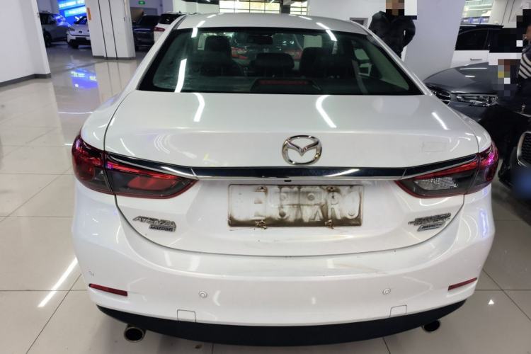 Used Mazda Atenza 2017 2.0L Blue Sky Luxury Edition
