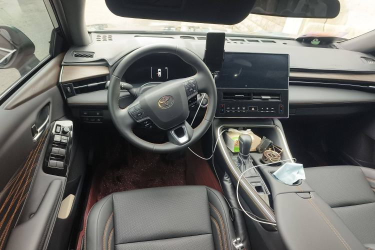 Used Toyota Avalon 2024 2.0L Luxury Edition Steering Wheel