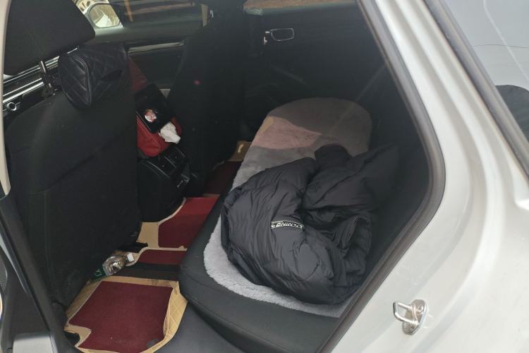 Used Honda Civic 2023 2.0L eHEV Pioneer Edition
