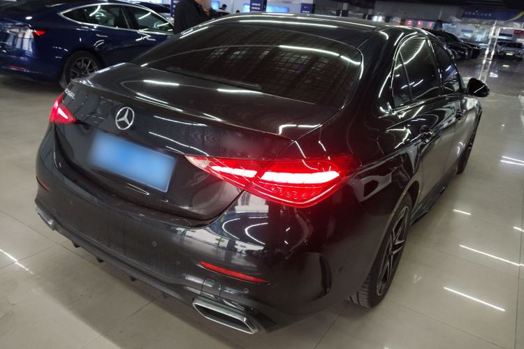 Used Mercedes-Benz C-Class 2024 Facelifted C-Class 260 L Night Edition Sports Version Rear Right 45 Deg