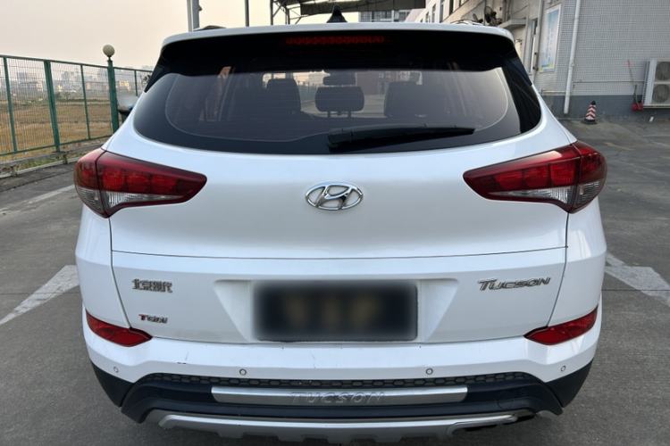 Used Hyundai Tucson 2018 1.6T Dual-Clutch Two-Wheel Drive 15th Anniversary Special Edition