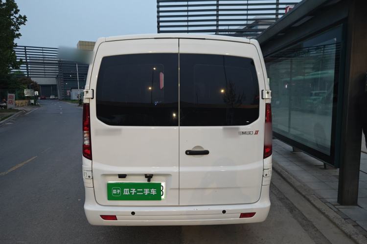 Used CHANGAN KAICHENG Ruixing EM80 2025 Passenger Version Comfort Edition 6-Seater 300 km Dual-Swing Doors Rear