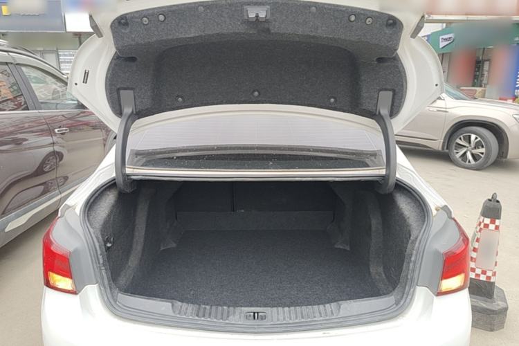 Used Buick Verano 2019 Sedan 20T Dual-Clutch Leading Model