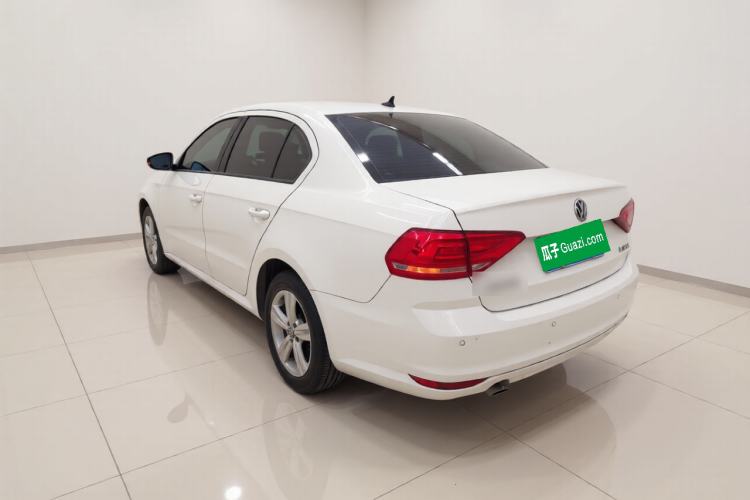 Used Volkswagen Lavida 2017 1.6L Manual Fashion Edition