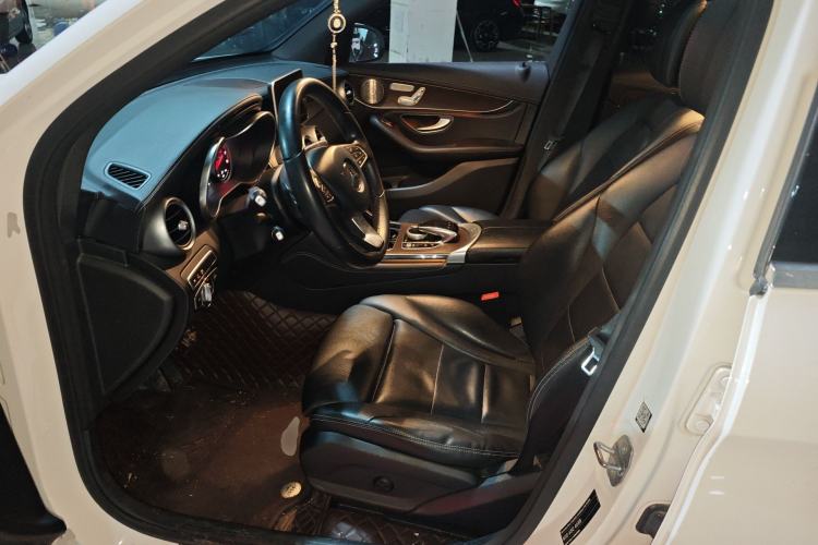 Used Mercedes-Benz GLC 2019 GLC 300 L 4MATIC Dynamic Model
