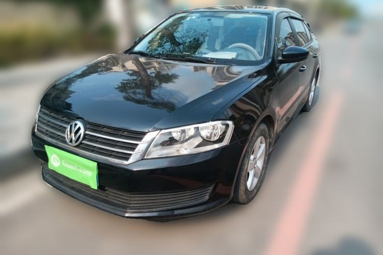 Used Volkswagen Lavida 2013 Revised Classic 1.6L Automatic Fashion Edition