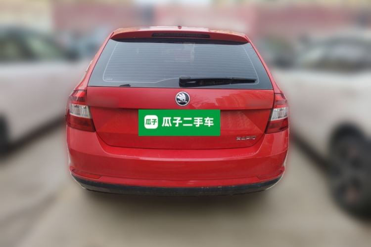 Used Skoda Rapid Spaceback 2014 1.6L Automatic Enjoyment Edition