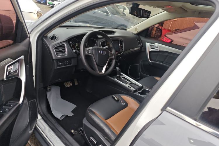 Used Geely Auto Vision X6 2016 1.3T CVT Flagship Model
