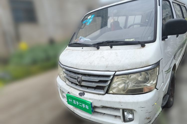 Used Jinbei Hiace 2014 2.0L 5th Generation Kuaiyunwang Business Version 4G19 Front