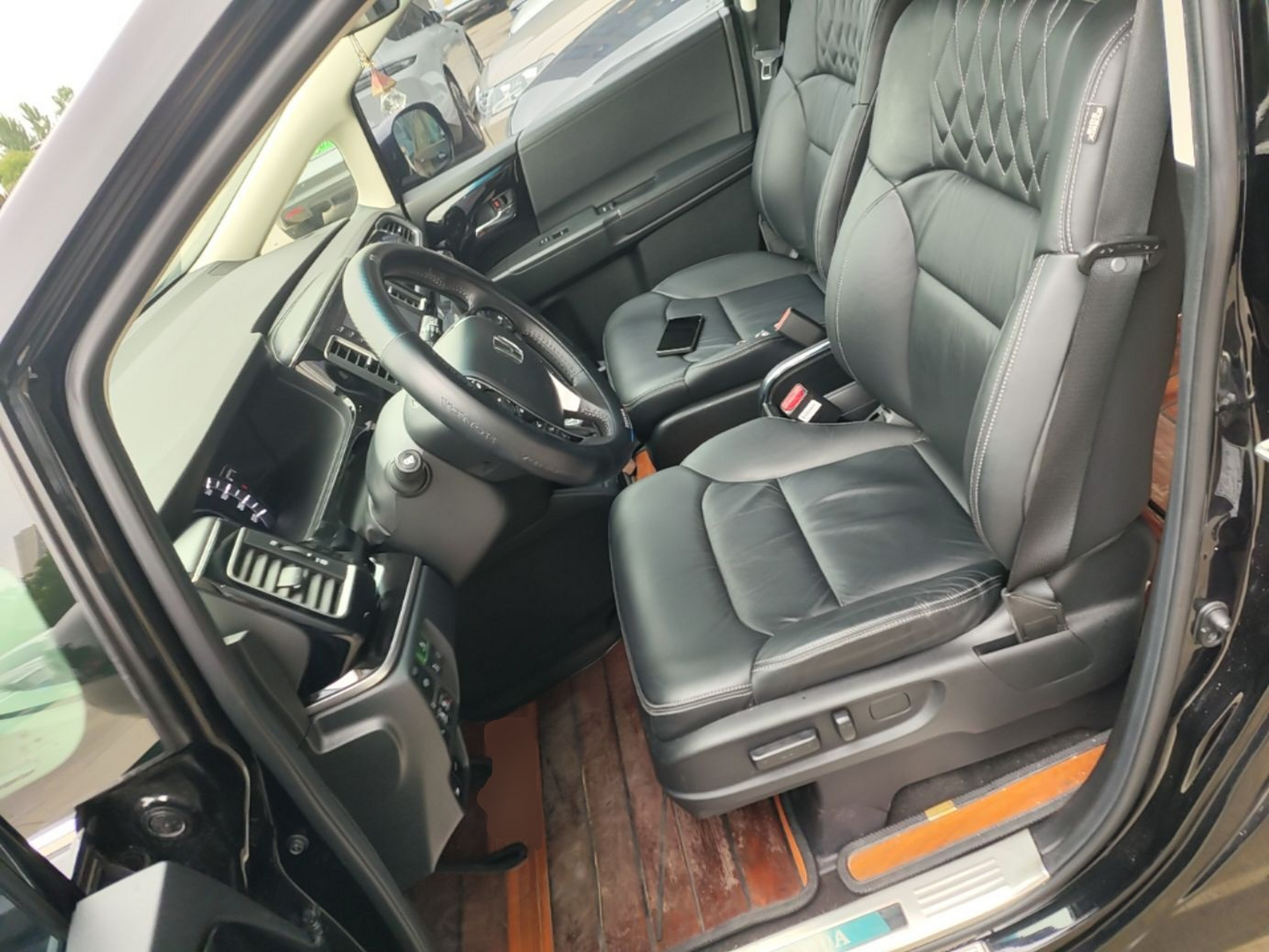 Interior delantero