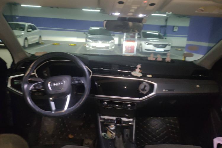 Used Audi Q3 2021 35 TFSI Progressive Dynamic Edition
