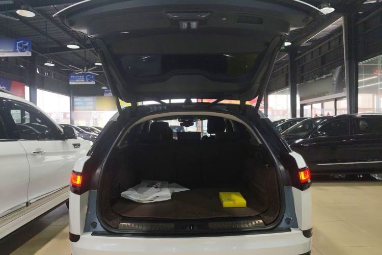 Used Land Rover Range Rover Velar 2022 250 PS