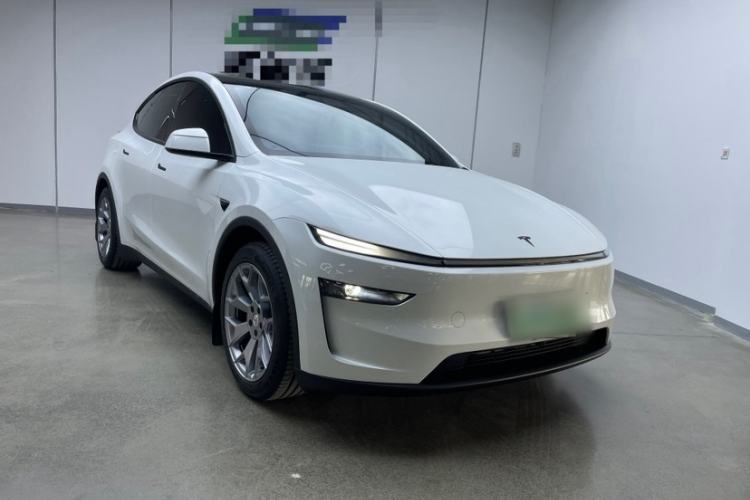 Used Tesla Model Y L 2025 Model Long-Range All-Wheel-Drive Version
