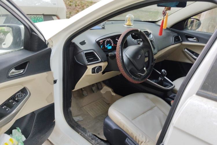 Used Ford Escort 2015 1.5L Manual Comfort Model