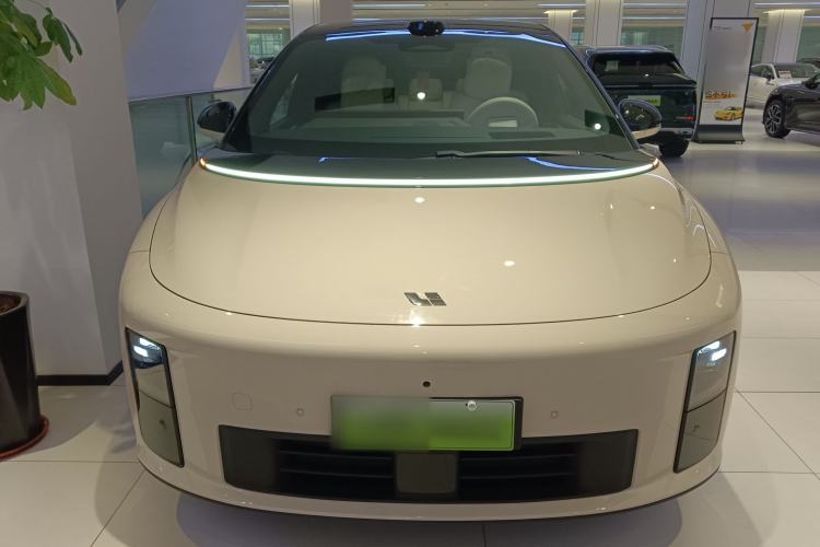 Used Li Auto i6 2025 Model Two-Wheel-Drive Standard Type Front