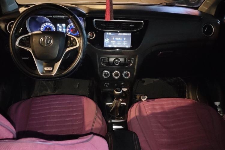 Used Brilliance V3 2015 1.5L Manual Smart Version
