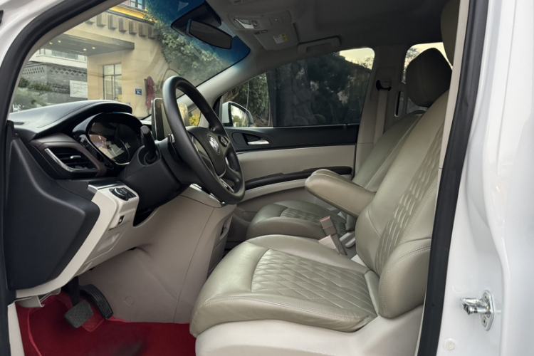 Used Buick GL8 2021 Land Cruiser Executive Class 652T Comfort Model