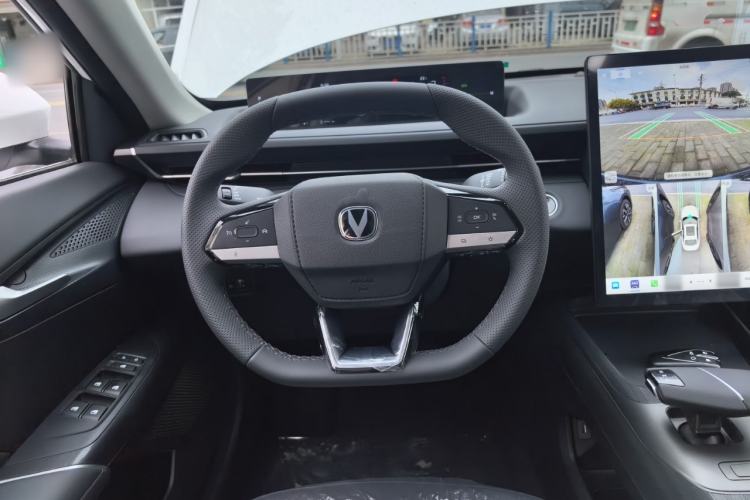 Used CHANGAN Eado 2025 Blue Whale 1.5T 500Bar Prestige Model Steering Wheel