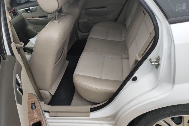 Used Buick Excelle 2015 1.5L Automatic Classic Model Left Rear Seat