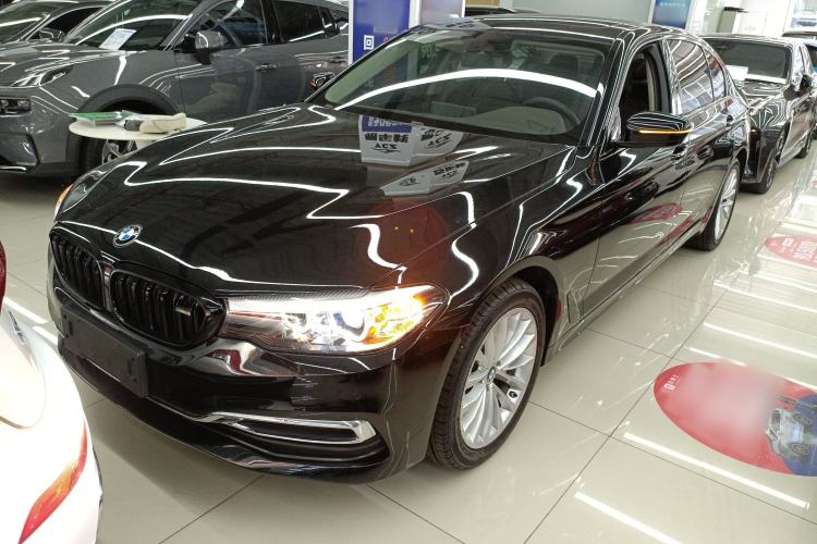 Used BMW 5 Series 2020 525Li Luxury Package