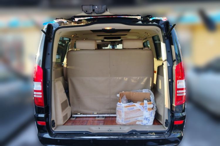 Used Mercedes-Benz Viano 2013 3.0L Navigator Edition