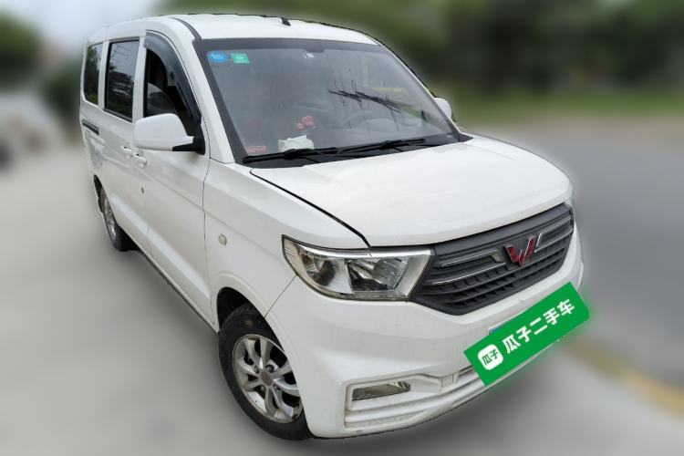 Used Wuling Hongguang V 2019 1.5L Standard Version China VI LAR
