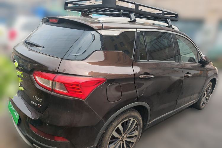 Used GAC Trumpchi GS4 2017 235T Manual Two-Wheel Drive Luxury Edition
