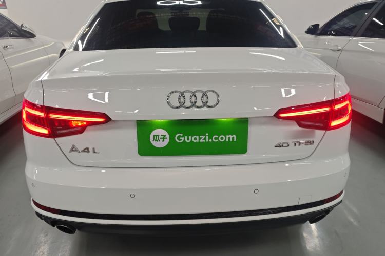 Used Audi A4L 2018 30th Anniversary Edition 40 TFSI Fashion Model
