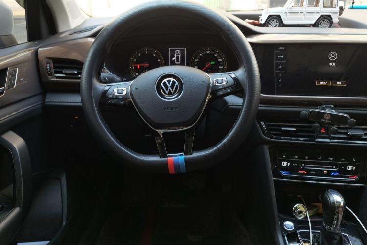 Used Volkswagen Tharu 2021 280TSI Two-Wheel-Drive Luxury Plus Edition