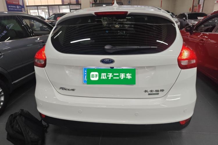 Used Ford Focus 2018 Two-Door Classic EcoBoost 125 Automatic Supercharged Style SmartDrive Edition