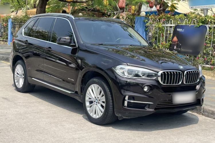 Used BMW X5 2017 xDrive28i
