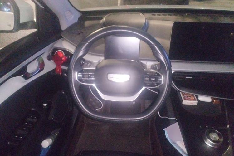 Used Geometry A 2022 Pro 430KM Commuter Edition Steering Wheel