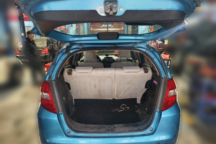 Used Honda Fit 2011 1.3L manual Comfort version