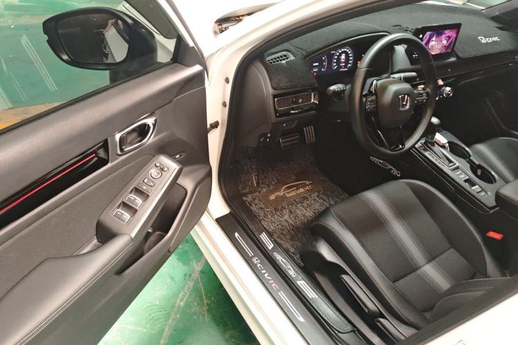 Used Honda Civic 2022 240TURBO CVT Dynamic Edition
