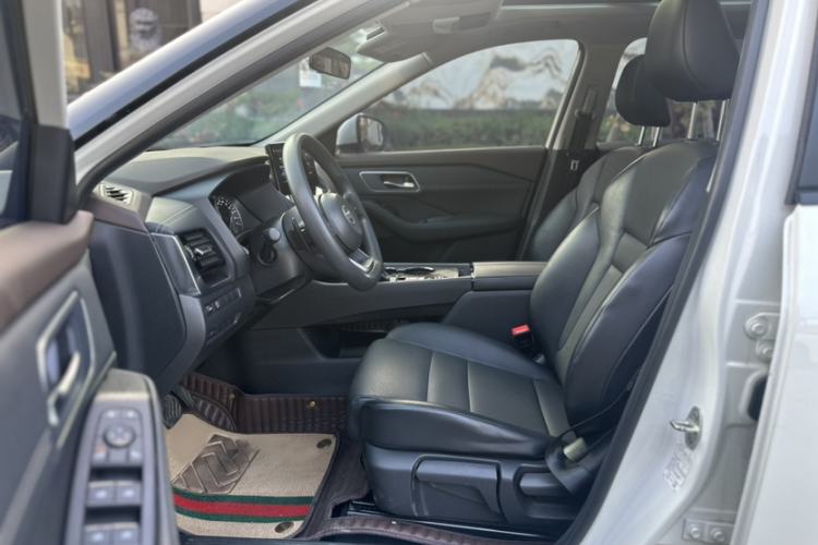 Used Nissan X-Trail 2022 VC-Turbo 300 CVT 2WD Star & Moon Limited Edition Interior 3