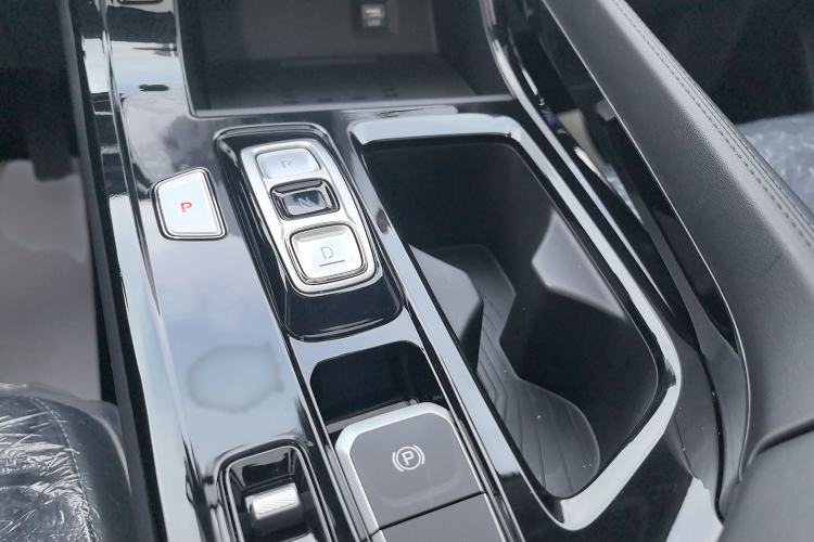 Used Hyundai Custo 2024 270TGDi TOP Smart Luxury Flagship Edition
