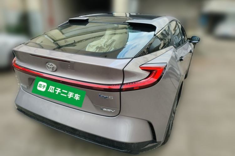 Used Toyota bZ5 2025 Model 550 PRO
