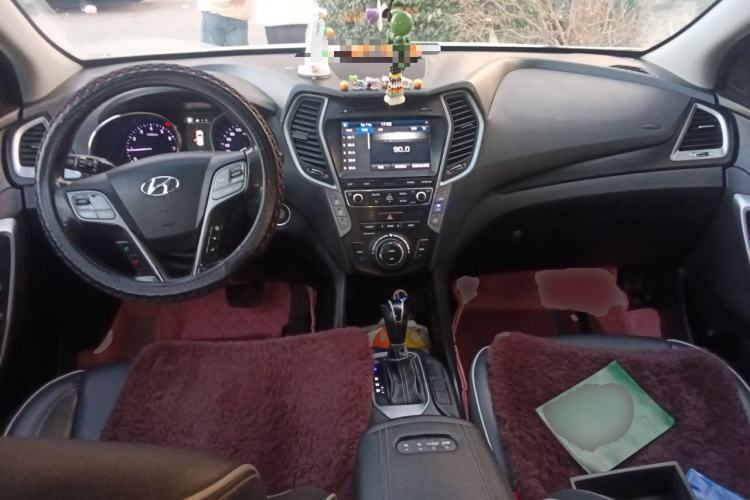 Used Hyundai Santa Fe 2017 2.0T Automatic All-Wheel Drive Smart 7-Seater
