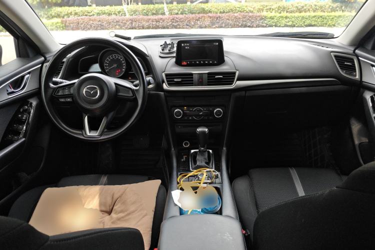 Used Mazda 3 Axela 2017 Sedan 1.5L Automatic Luxury Model Emission Standard China V Center Console