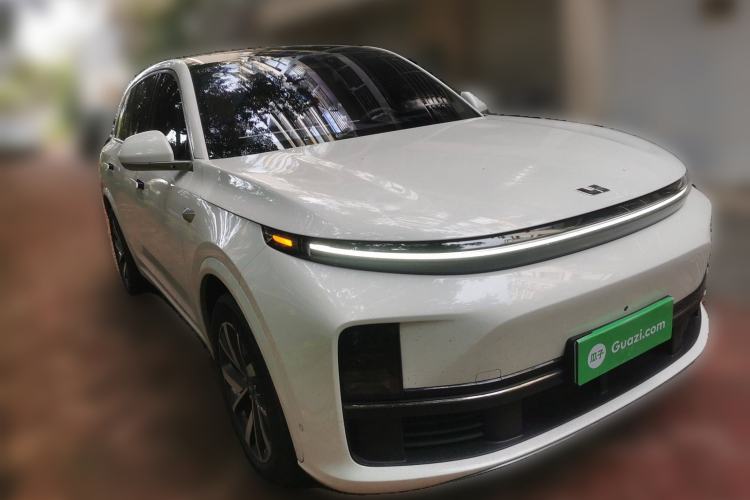 Used Li Auto L7 2023 Air model
