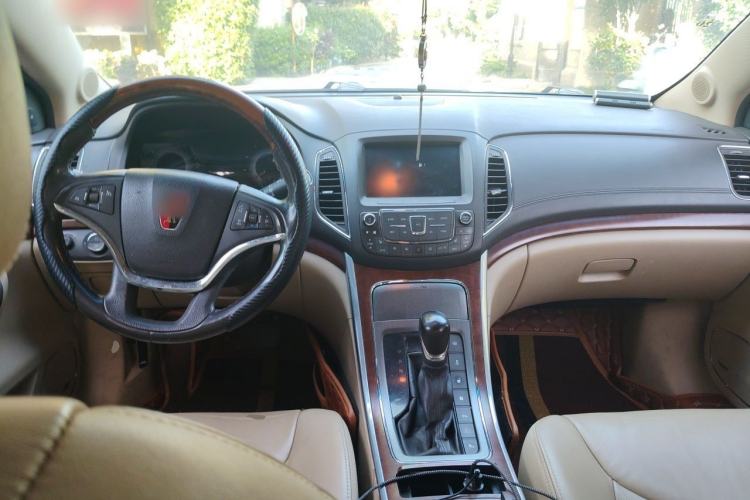 Used Roewe 950 2015 2.0T Luxury Executive Edition