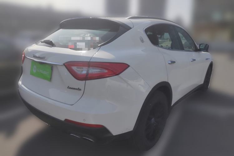 Used Maserati Levante 2018 3.0T Classic Edition Rear Right 45 Deg
